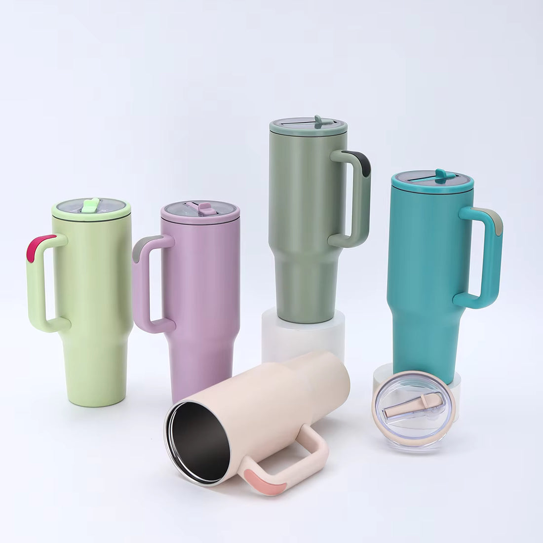 Custom Logo Spill Proof Hydro Traveler Mug 40 oz Insulated Stainless Steel Tumbler with Handle and Flip Straw